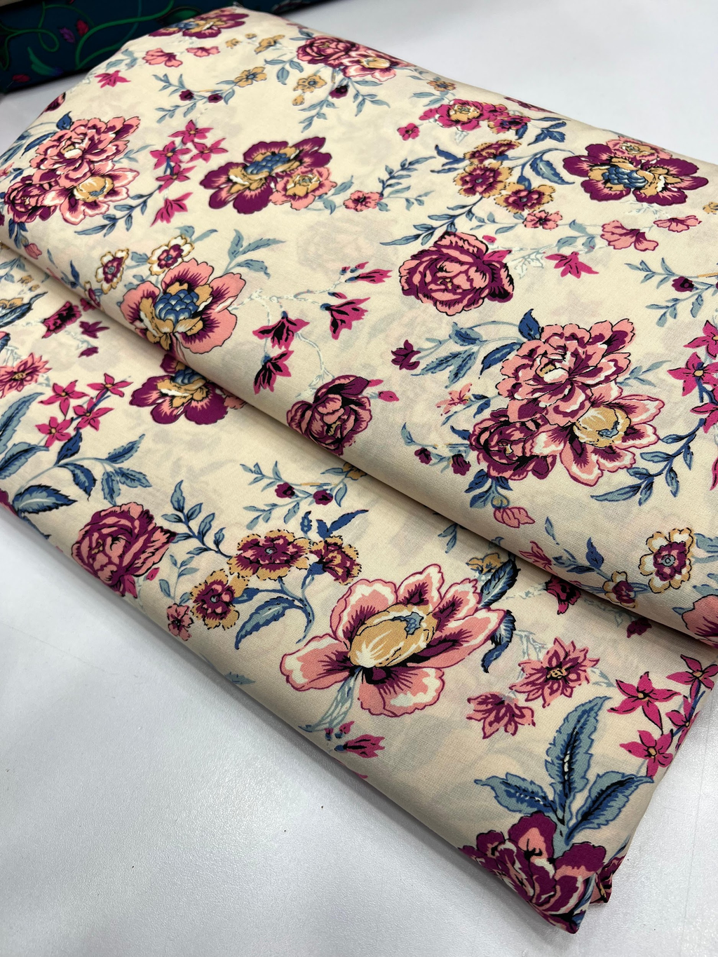 2 piece suit Barosha Lawn