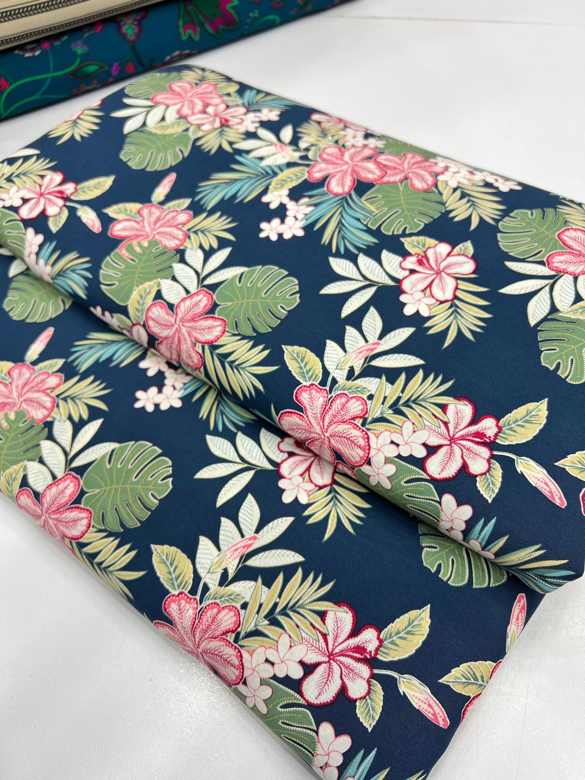 2 piece suit Barosha Lawn